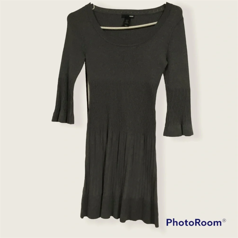 H&M DRESS SIZE XS - Picture 1 of 3